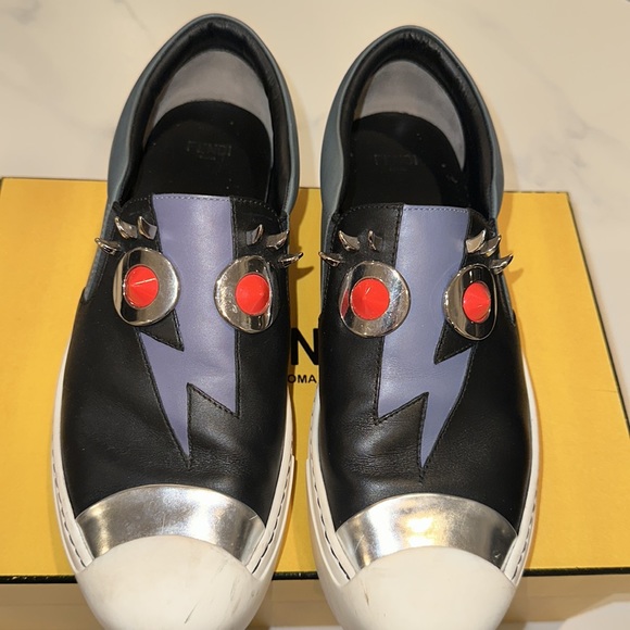 FENDI SLIP ONS LOAFERS EYES & EYELASH DETAIL. VERY GOOD CONDITION. RARE - Picture 6 of 16